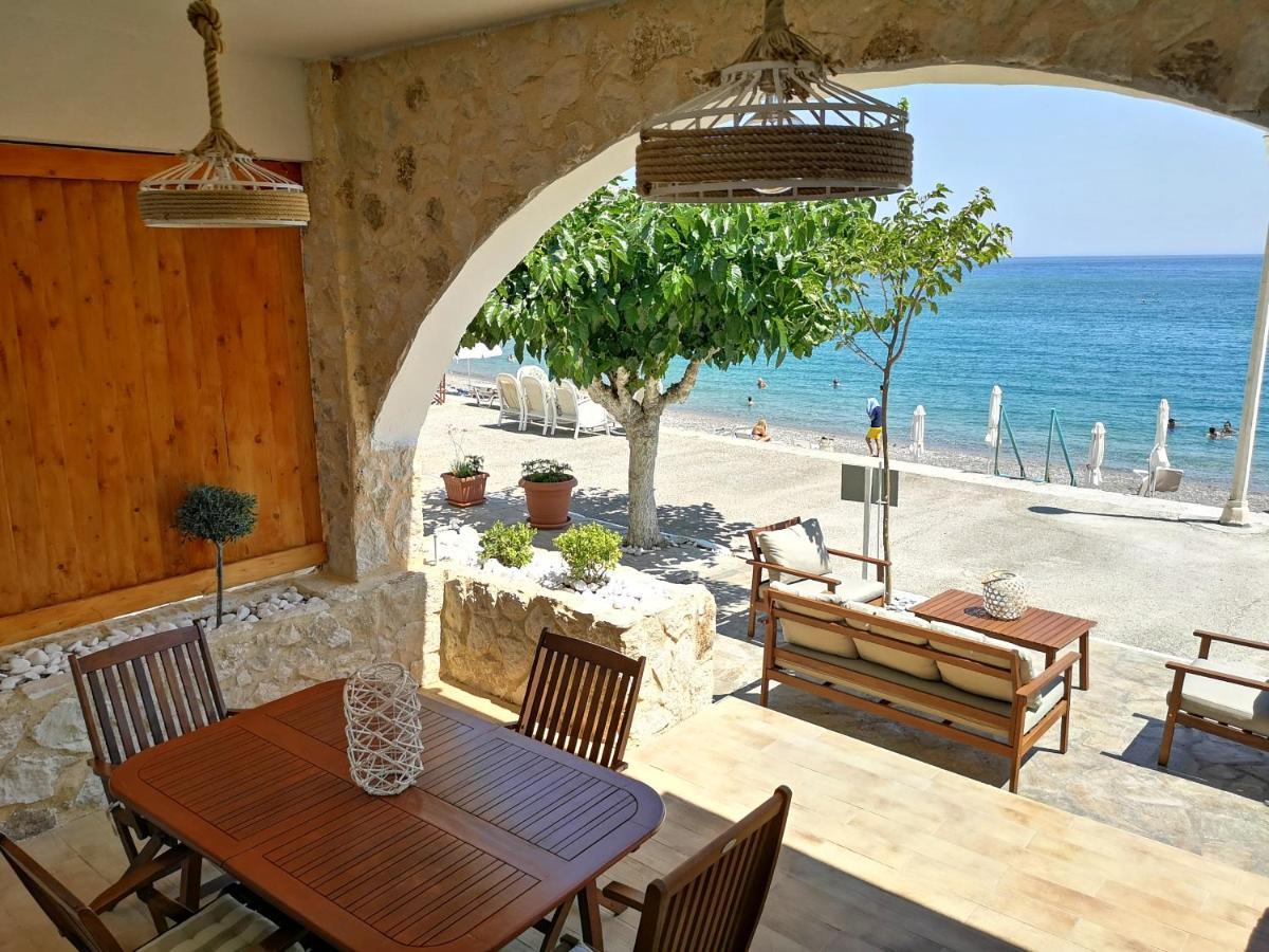 Willa Relax Seaside House By Living In Blue CCharaki Zewnętrze zdjęcie