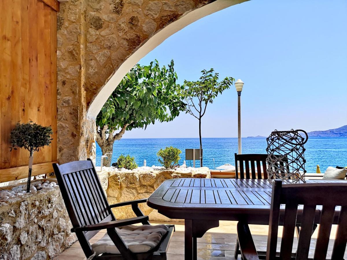 Willa Relax Seaside House By Living In Blue CCharaki Zewnętrze zdjęcie