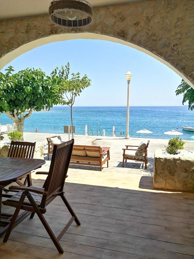 Willa Relax Seaside House By Living In Blue CCharaki Zewnętrze zdjęcie