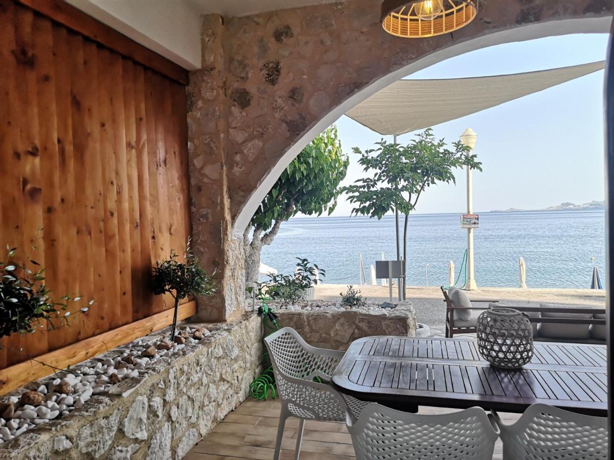 Willa Relax Seaside House By Living In Blue CCharaki Zewnętrze zdjęcie